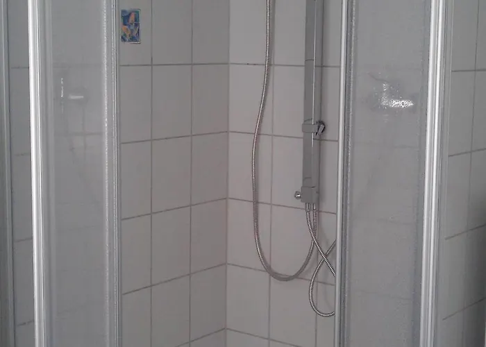 科布伦茨斯塔迪特酒店 酒店 Fachbach